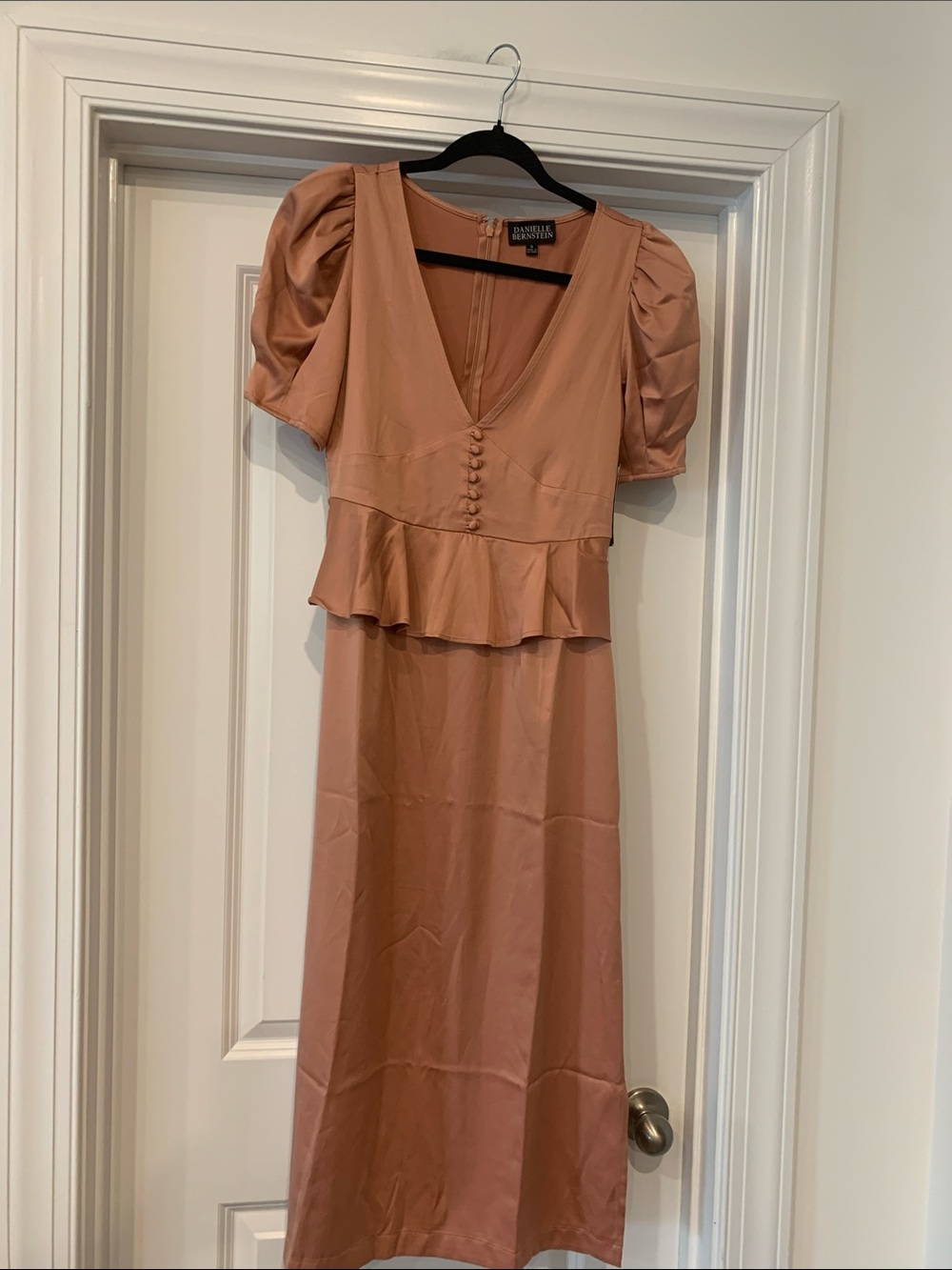 Danielle Bernstein Dusty Peach Midi Dress with Puff Sleeves retro style 2 NWT